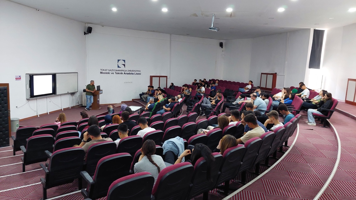 Doç. Dr. Bülent Turan